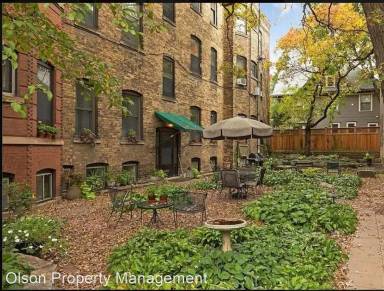 Main picture of 614 Grand Ave