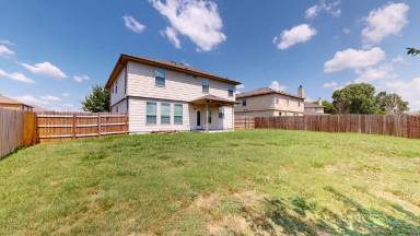 Main picture of 5204 Milky Way Ave