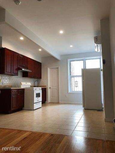 Main picture of 4813 5th Ave