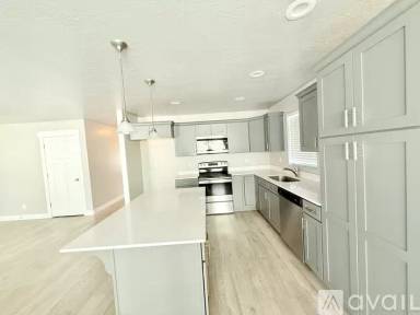 Main picture of 5004 W Longboat Ln