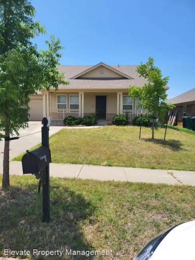Main picture of 9524 SW 25th St
