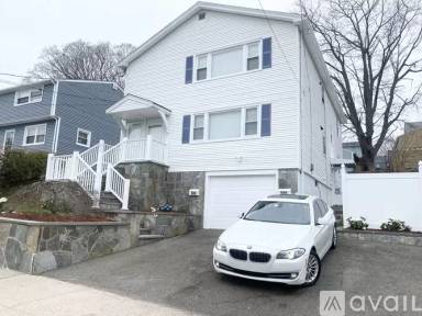 Main picture of 504 Merritt St