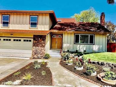 Main picture of 4499 Sweet Shrub Ct