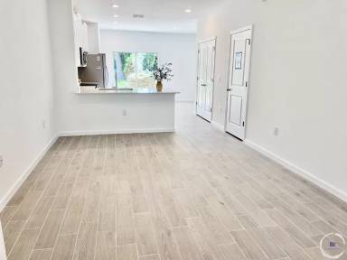 Main picture of 3409 SW 34th Avenue Cir