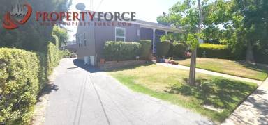 Main picture of 561 29th Ave