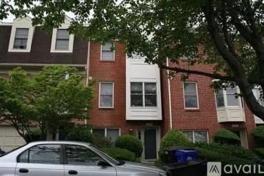 Main picture of 2019 6th St S