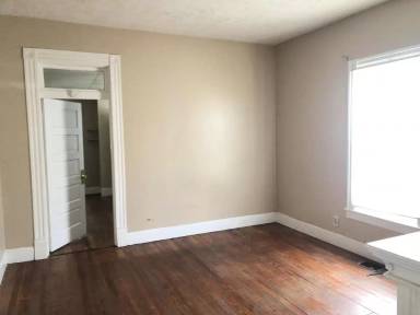 Main picture of 360 Woodland Ave