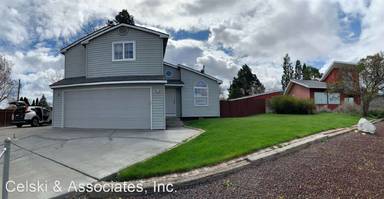 Main picture of 2213 W 8th Pl