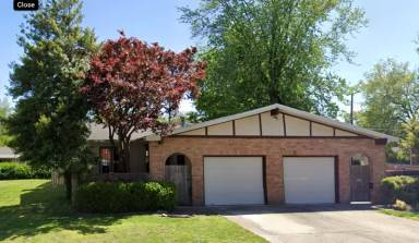 Main picture of 3346 E Whiteside St
