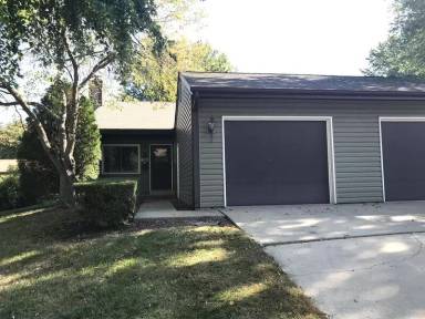 Main picture of 812 Nowland Ct