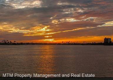 Main picture of 3729 Riviera Dr