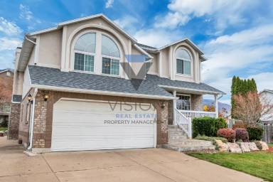 Main picture of 1332 N 1925 E