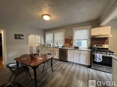 Main picture of 366 Highland Ave