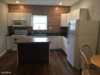 Main picture of 620 S 9th St
