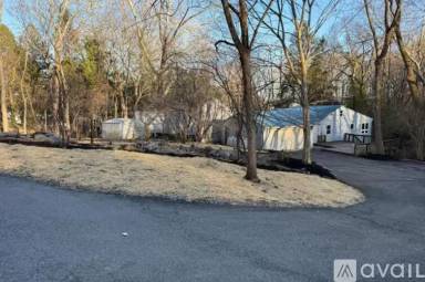 Main picture of 425 Bank Hill Rd