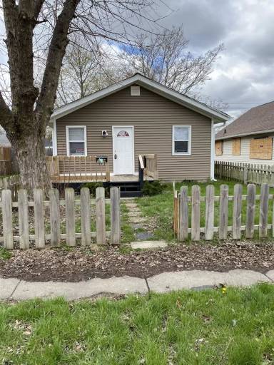 Main picture of 1744 Dawson St