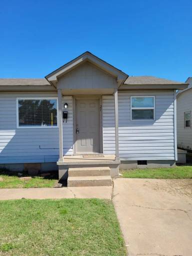 Main picture of 27 W Thatcher St