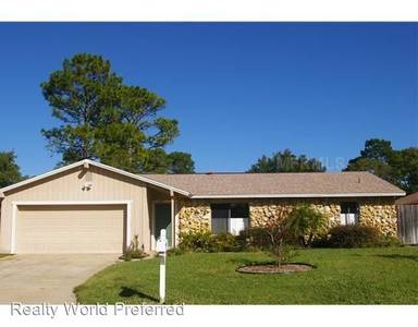 Main picture of 104 E Berkshire Cir