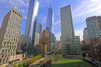 Main picture of Tribeca Bridge Tower Luxury Apartments