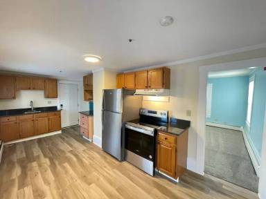 Main picture of 44 Main St