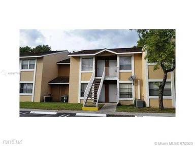 Main picture of 8059 SW 21st Ct