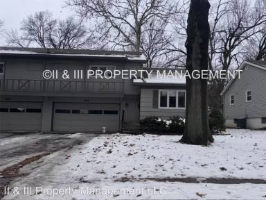 Main picture of 9548 Outlook Dr