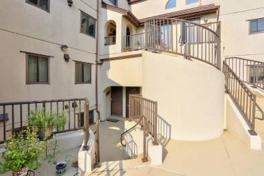 Main picture of 8906 Battery Pl