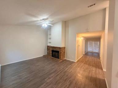 Main picture of 5564 93rd St