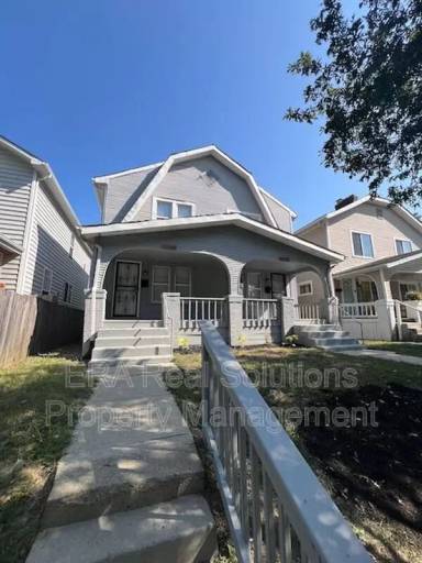 Main picture of 1002 E 16th Ave