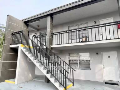 Main picture of 309 S Arcturas Ave
