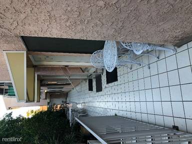 Main picture of 749 N Hudson Ave