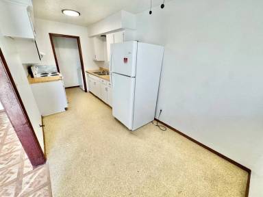 Main picture of 101 SE 42nd St