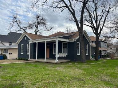 Main picture of 3309 Harris Park Ave
