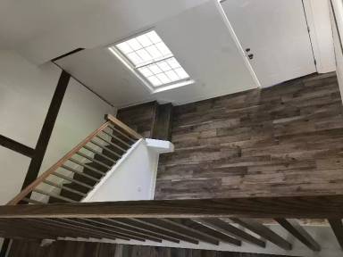 Main picture of 2282 New Holland Pike