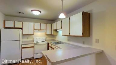 Main picture of Lake Terrace Apartments