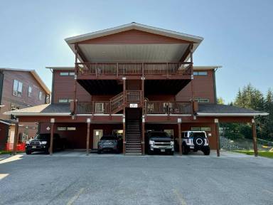 Main picture of 4401 Riverside Dr