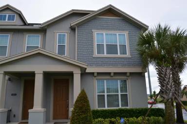 Main picture of 15405 Honeybell Dr