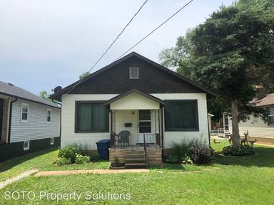 Main picture of 3704 Hoffmeister Ave