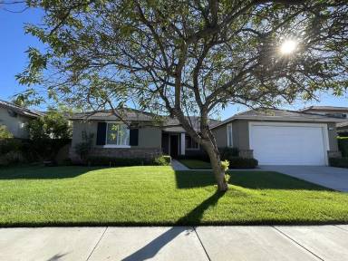 Main picture of 27198 Discovery Bay Dr