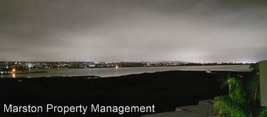 Main picture of 4015 Crown Point Dr