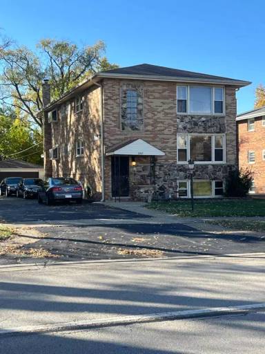 Main picture of 230 S Prospect Ave