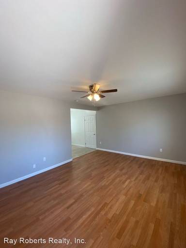 Main picture of 9015-9029 BURMA RD