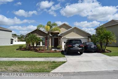 Main picture of 5443 NW Wisk Fern Cir