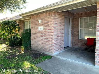 Main picture of 903 Crepe Myrtle St