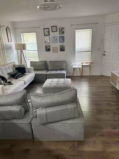 Main picture of 7459 Canterbury St