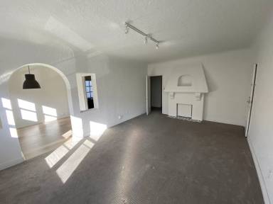 Main picture of 3609 Wilshire Ter