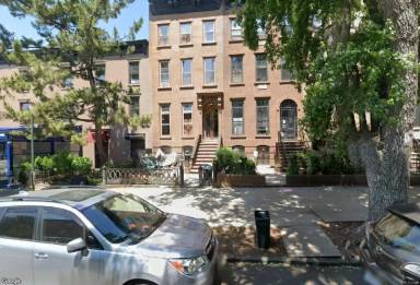 Main picture of 371 3rd St