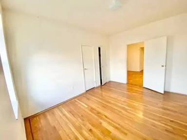 Main picture of 2574 37th St