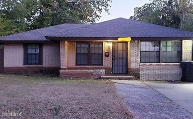 Main picture of 1516 NE 48th St