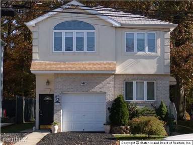 Main picture of 307 Sharrott Ave